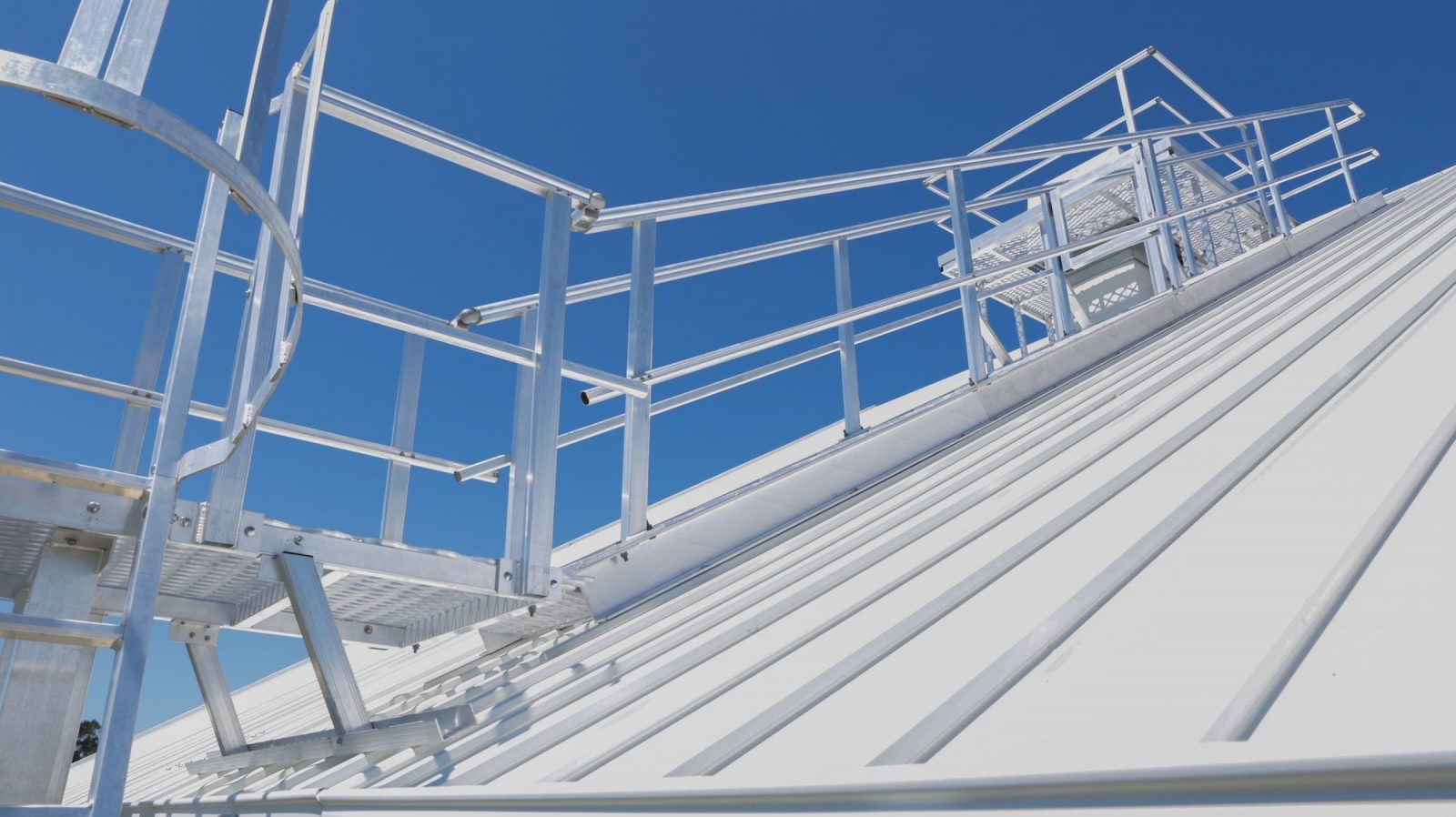 Permanent Roof Guard Railing Systems Safe at Heights Brisbane